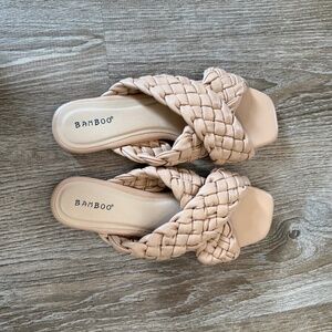Braided sandals peach cream slides Womens Size 8.5